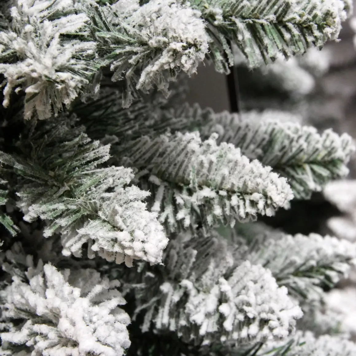 Albero di Natale artificiale Narrow Alt. 150 cm Verde innevato