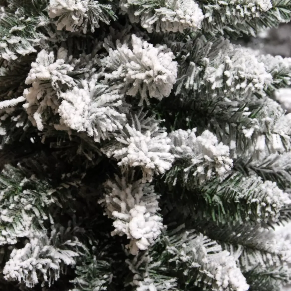 Albero di Natale artificiale Narrow Alt. 210 cm Verde innevato
