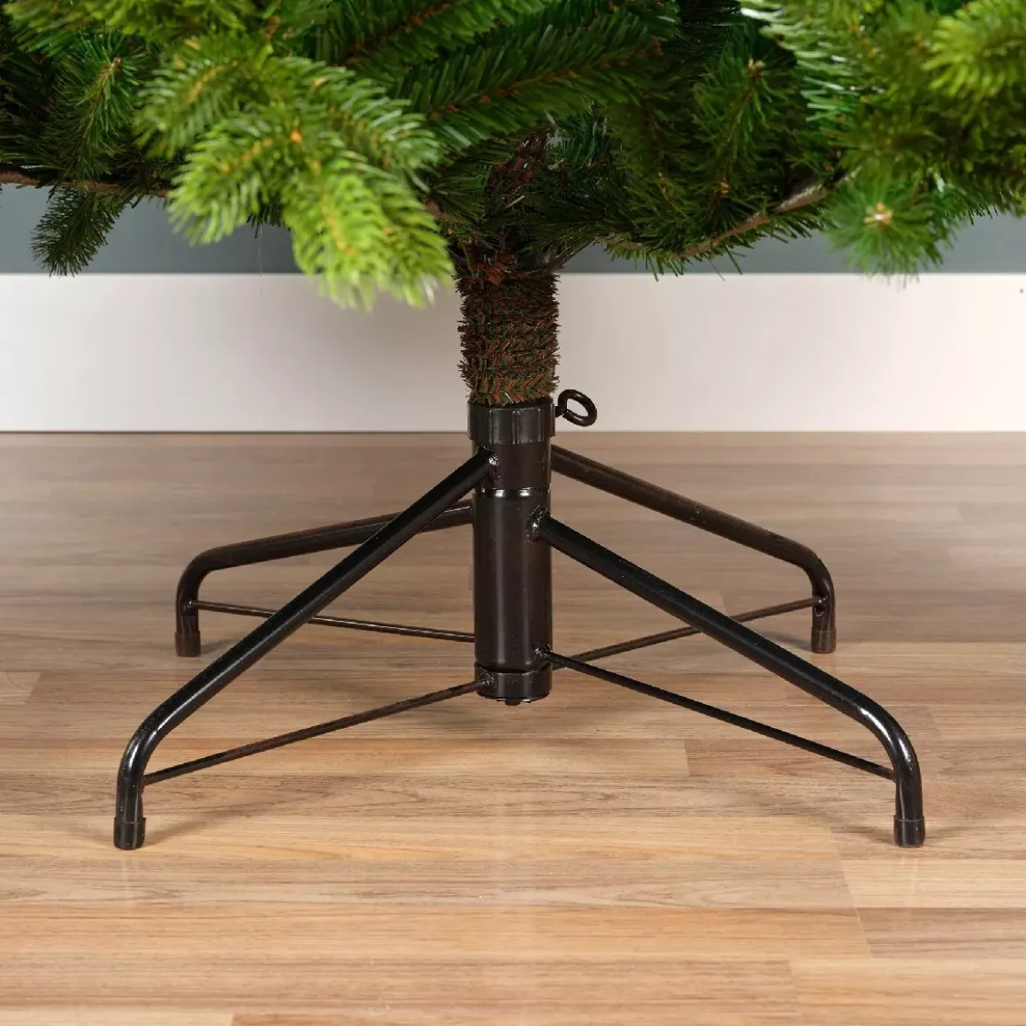 Albero di Natale artificiale Caucasia Nordmann Alt. 150 cm Verde abete