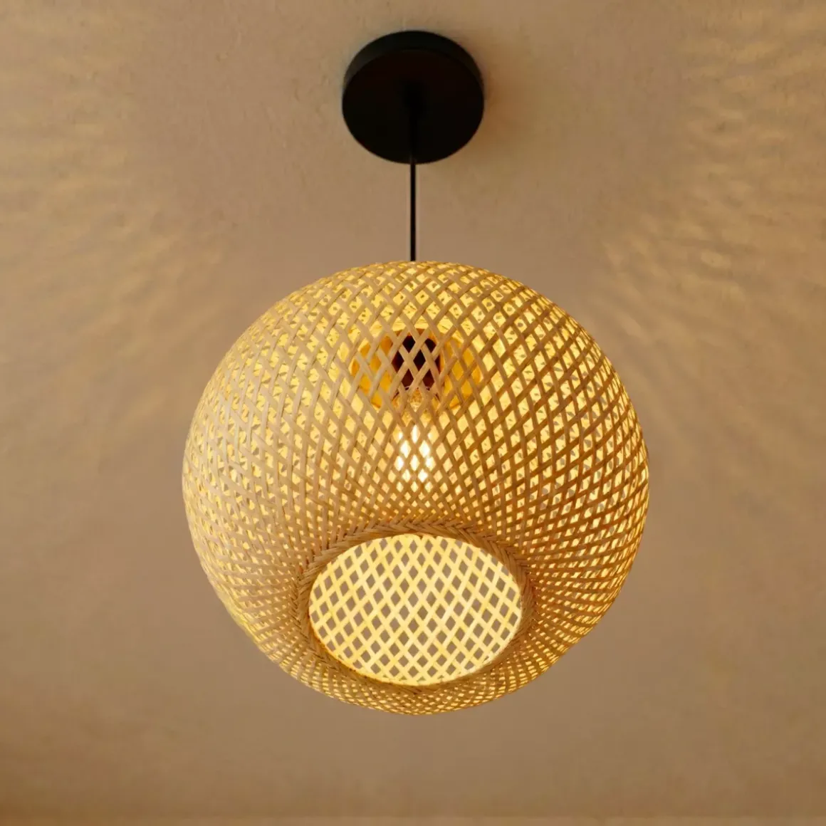 Lampada a sospensione rotonda in bambù (D40 cm) Kahala Naturale