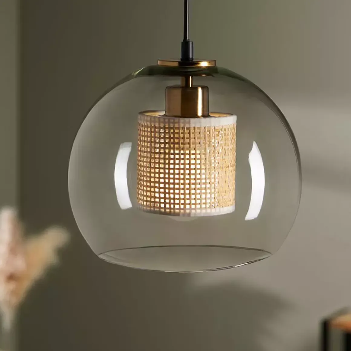 Lampadario a sospensione vetro e rattan (D25 cm) Sicilia Beige
