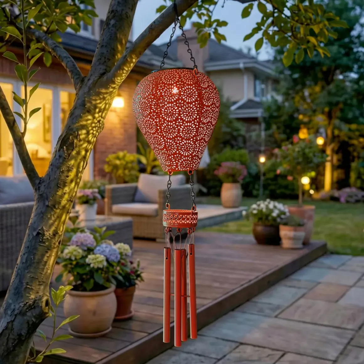 Lampada solare a sospensione per giardino LED (H56 cm) Mongolfiera Rossa