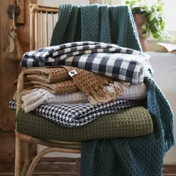 Sale Plaid per divani in materiale riciclato (160 cm) Gabin pampa Plaid E Teli Copritutto|Copriletti, Trapuntine E Runner Letto