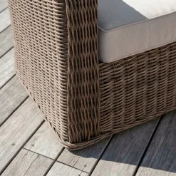 Outlet Salotto da giardino in resina intrecciata 4 posti 4 pezzi Calvi Seppia e tortora Salotto Da Giardino