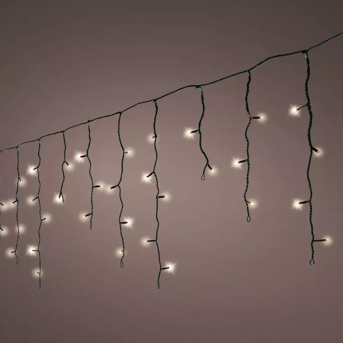 Stalattite luminosa 20 m 490 LED cavo nero Stars Bianco caldo