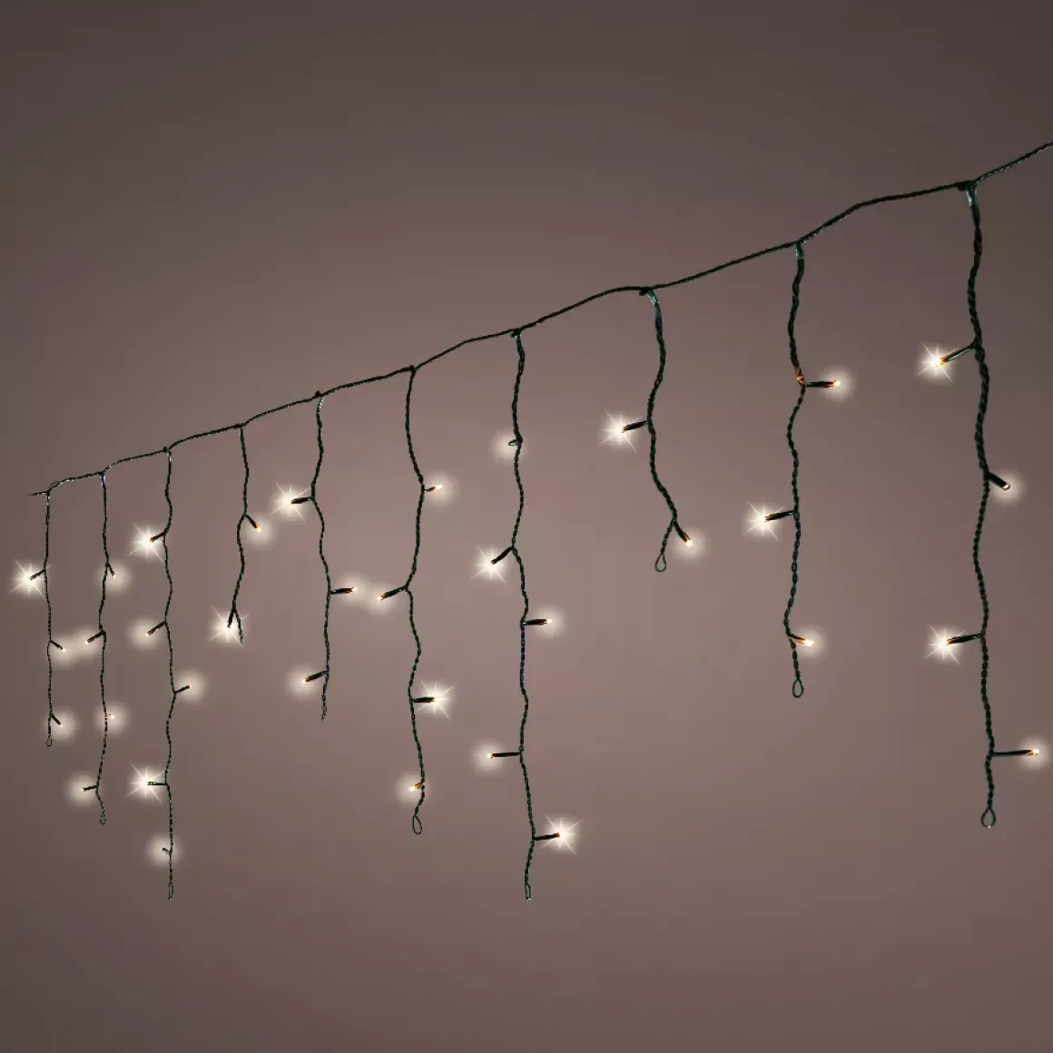 Stalattite luminosa 30 m 900 LED cavo nero Stars Altezza Grande XL Timer Bianco Caldo