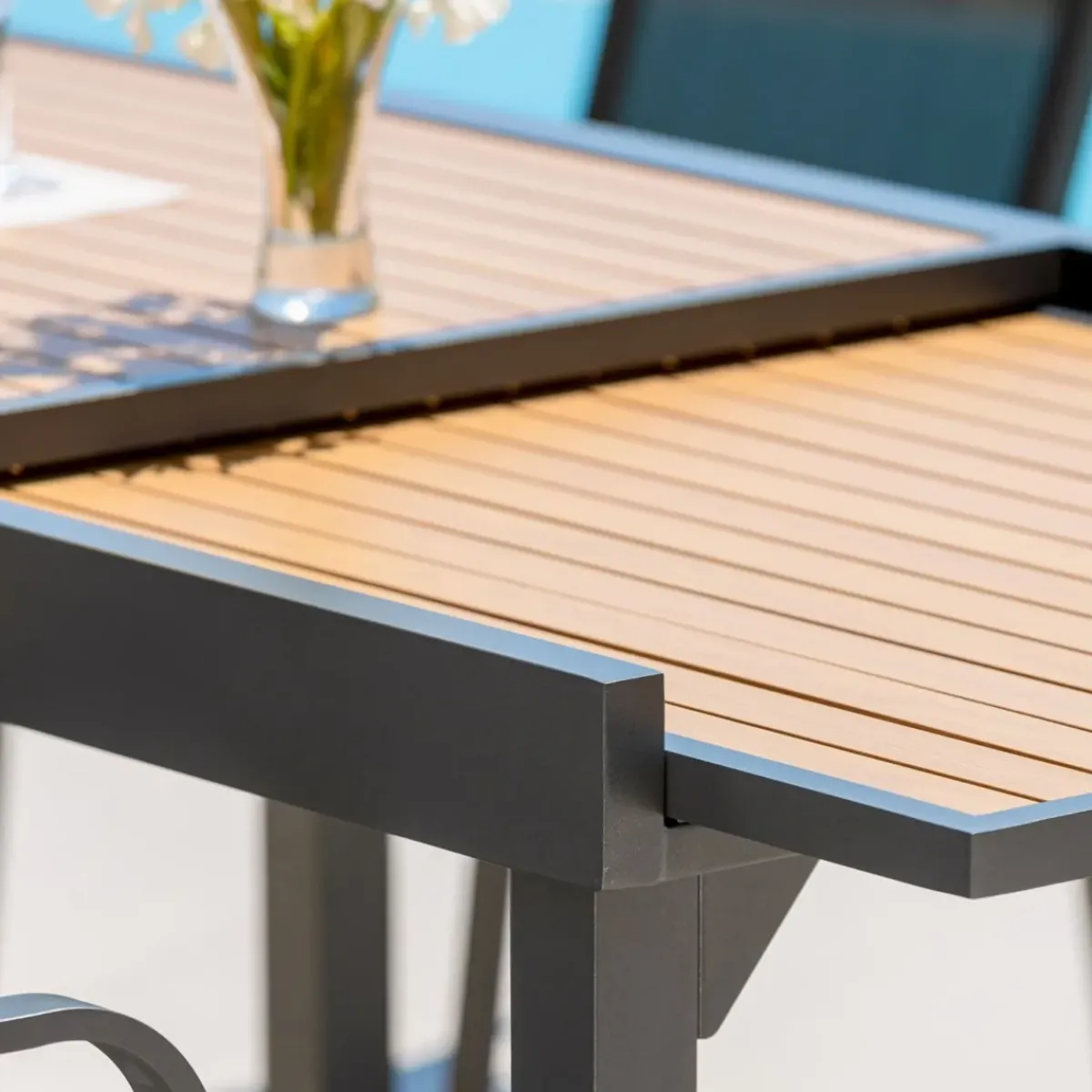 Best Tavolo da giardino allungabile 10 posti Alluminio effetto legno Murano (270 x 90 cm) Grigio antracite Salotto Da Giardino|Tavoli Da Giardino