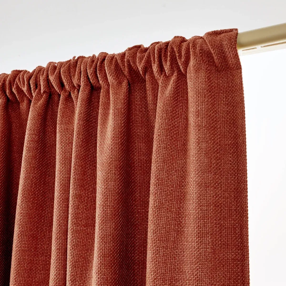 Tenda oscurante termica con passanti nascosti (140 x 240 cm) Alba Tende